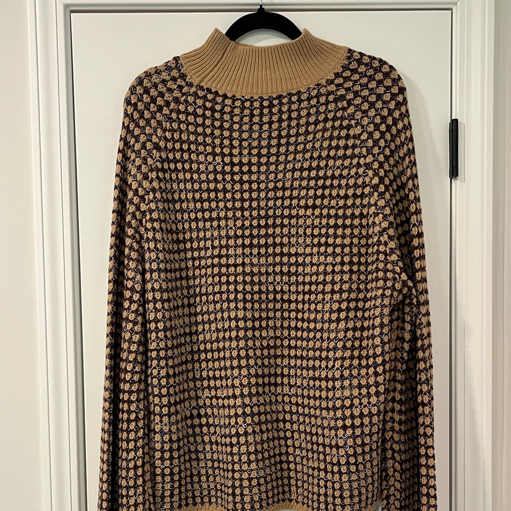 3/$20 SHEIN Tan and Black Sweater